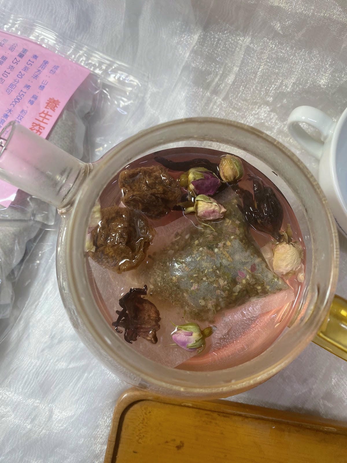 #我來開箱大稻埕必逛中藥行feat.玫瑰窈窕茶&人參補氣藥膳 #我來開箱大稻埕必逛中藥行feat.玫瑰窈窕茶&人參補氣藥膳