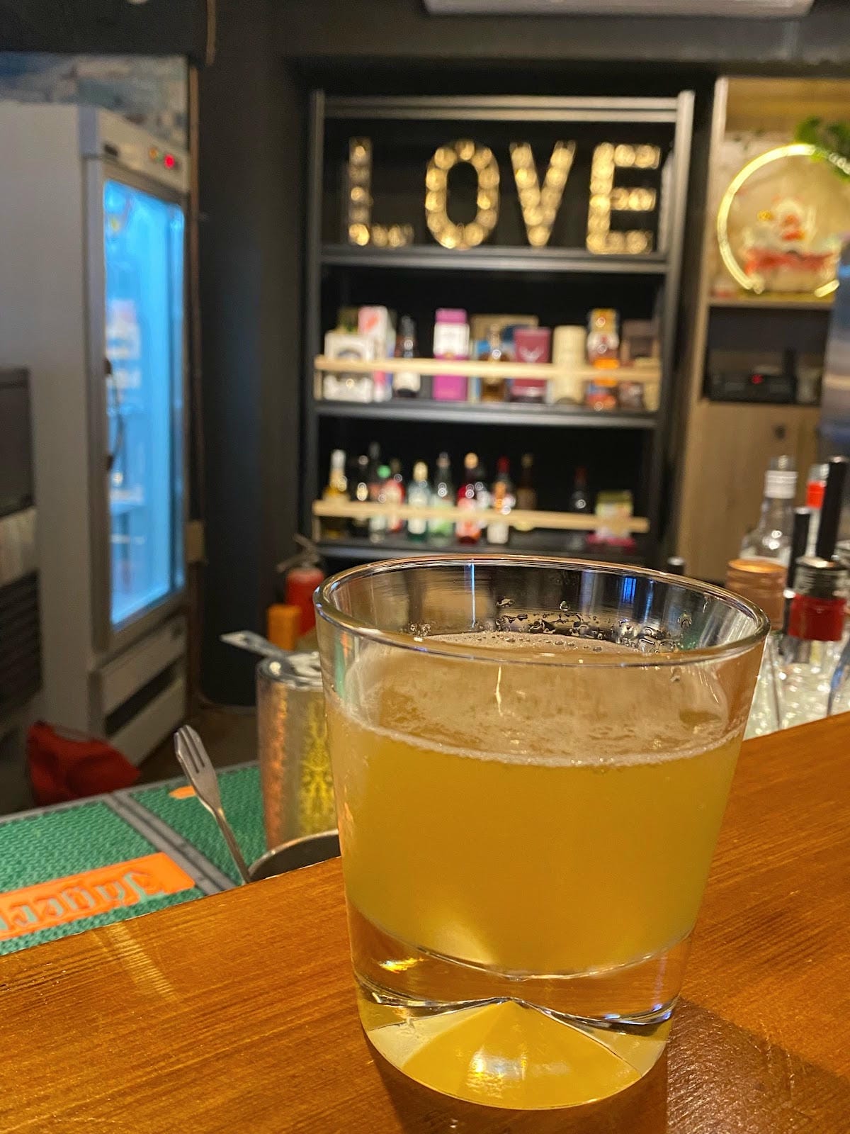 #我來開箱🧪🧪幾歲送幾支試管酒,永和區高CP值薰花日式餐酒館