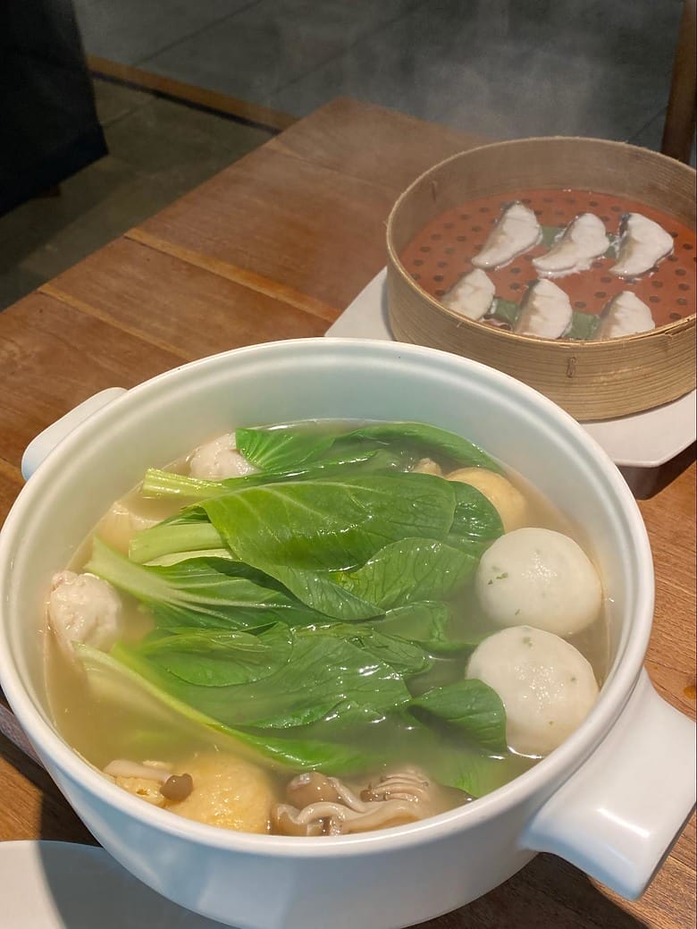 烏來景觀餐廳 ,名流水岸 2400 套餐初體驗 烏來景觀餐廳 ,名流水岸 00 套餐初體驗