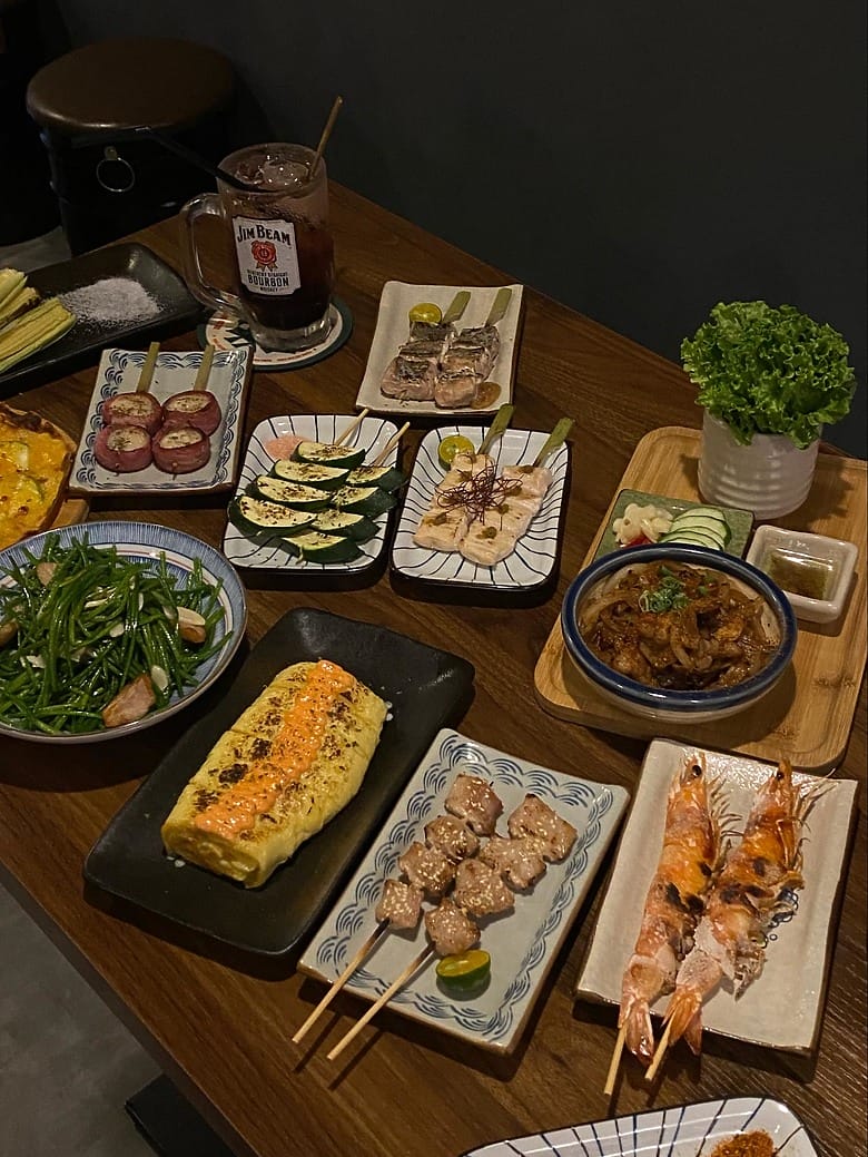 板橋菁禾町居酒屋串燒控必收 培根捲干貝 鹽烤松阪豬柚子胡椒雞肉串 - 第2張圖 板橋菁禾町居酒屋串燒控必收 培根捲干貝 鹽烤松阪豬柚子胡椒雞肉串