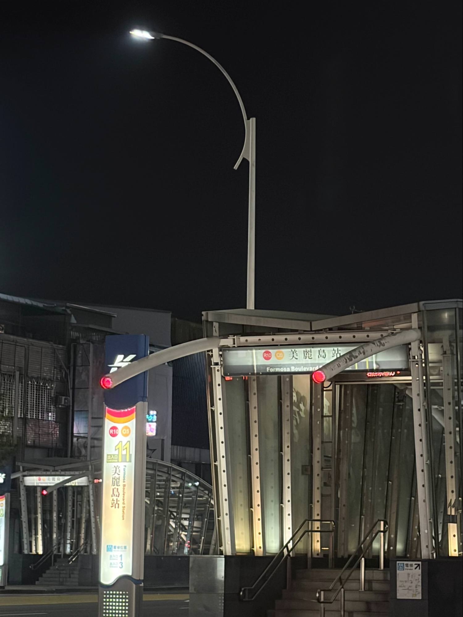 高雄演唱會住宿推薦|鮪魚家族飯店 高雄館實住分享|步行5分鐘可到六合夜市・捷運美麗島站 - 第5張圖 高雄演唱會住宿推薦|鮪魚家族飯店 高雄館實住分享|步行5分鐘可到六合夜市・捷運美麗島站