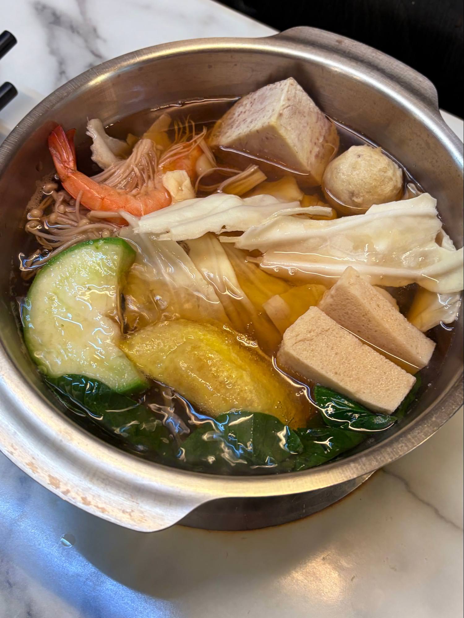【信義區超狂台味】火烤兩吃還有「包種茶火鍋」?現煎蚵仔蛋、控肉飯通通無限吃! - 第2張圖 【信義區超狂台味】火烤兩吃還有「包種茶火鍋」?現煎蚵仔蛋、控肉飯通通無限吃!