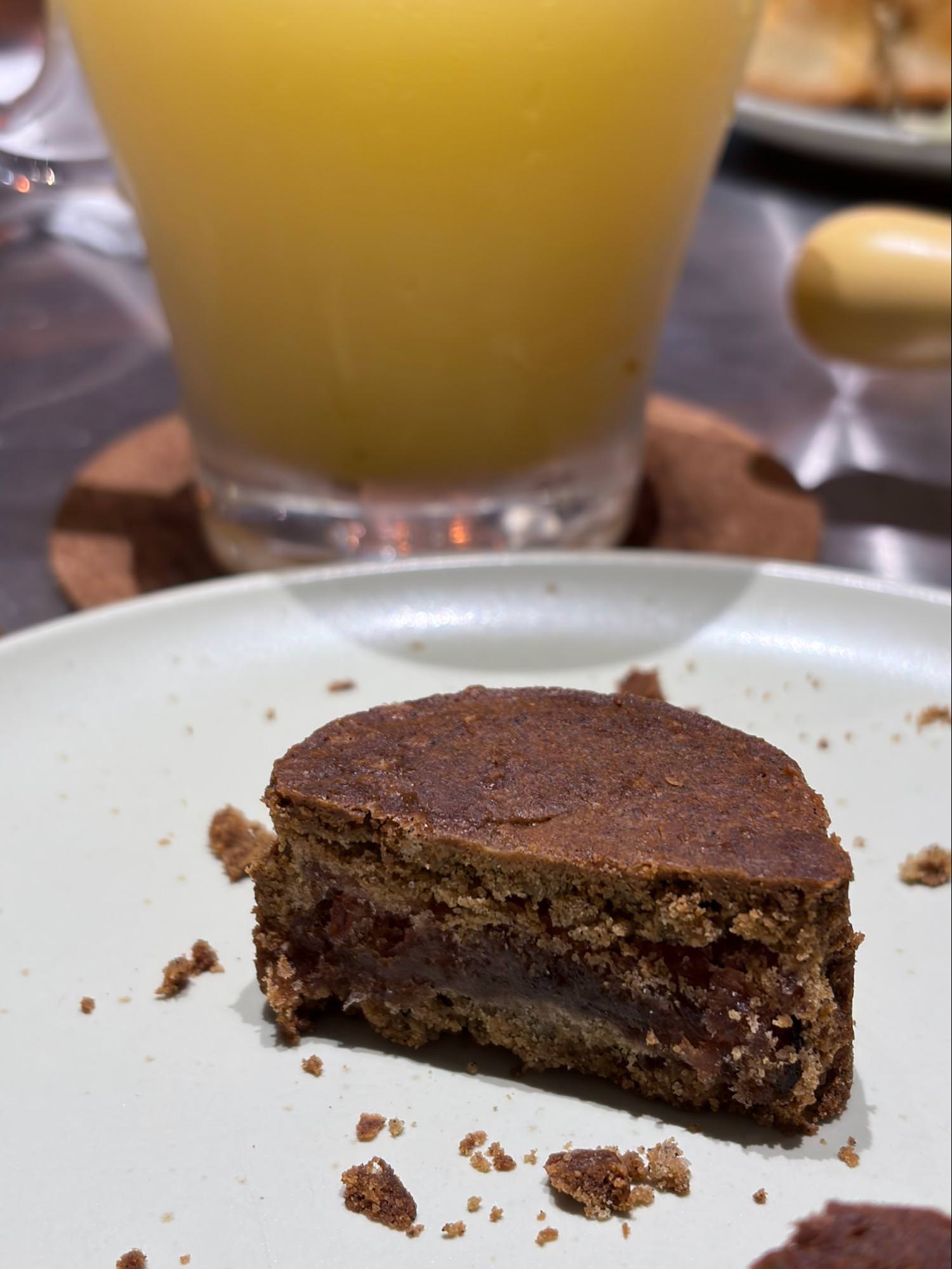 TERRAFU蜜香紅茶百鳳酥開箱｜不會太酸的鳳梨酥推薦｜茶香系伴手禮
