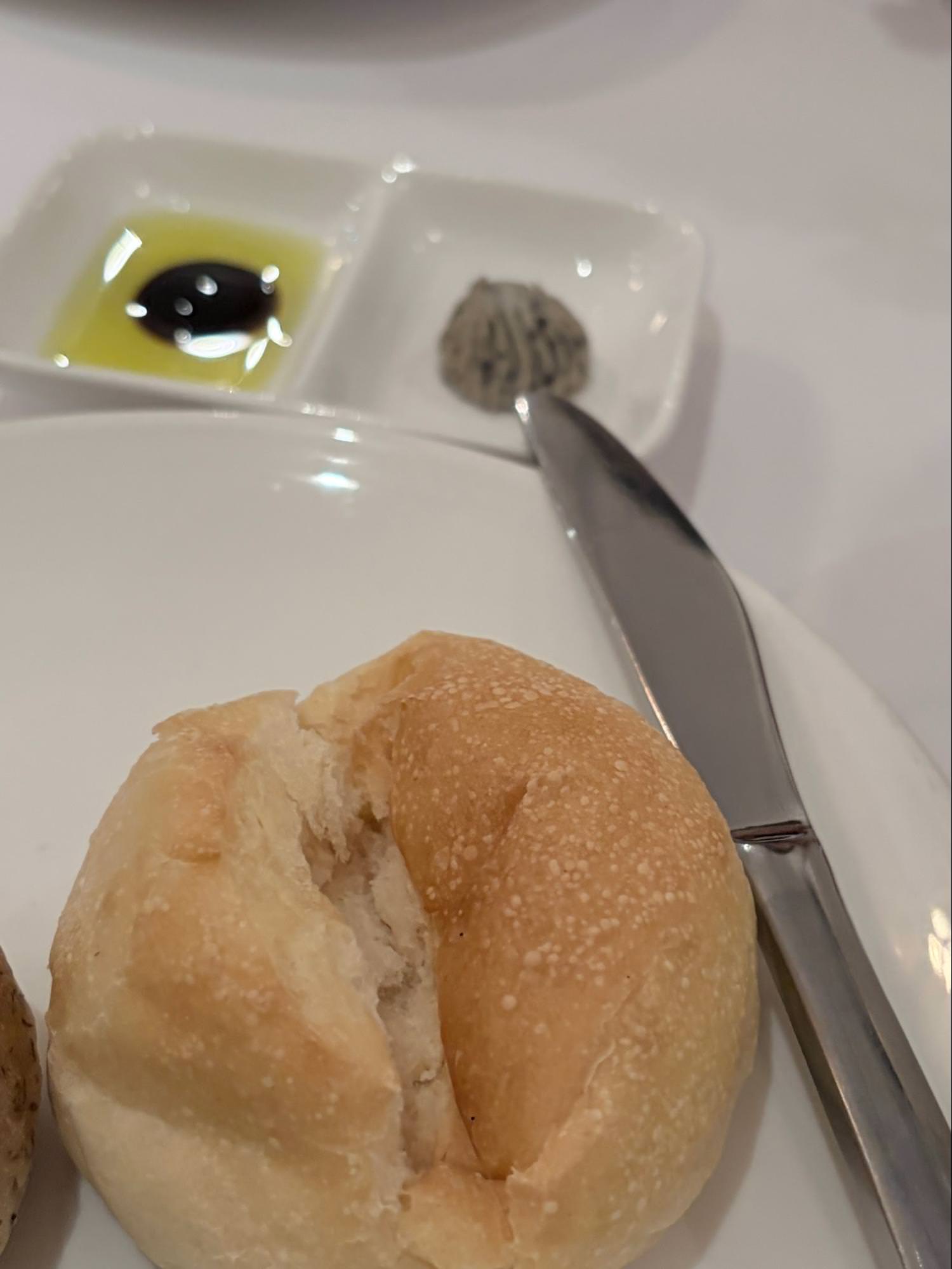 香頌私宅洋樓松露麵包前菜