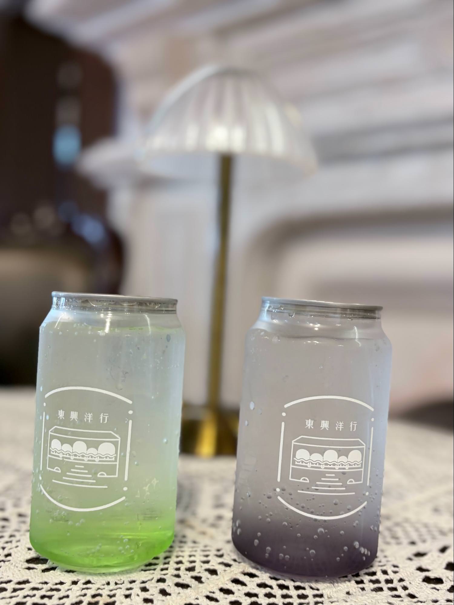 【台南安平景點】東興洋行免費參觀!敲水晶DIY+古蹟洋樓下午茶超療癒 - 第14張圖 東興洋行氣泡飲與下午茶